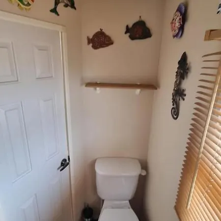 E16 Millfields 6 Berth Caravan Max 4 Adults Bob Family'S Only And Lead Person Must Be Over 30 Инголдмелс Экстерьер фото